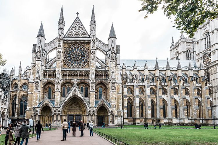 Westminster Abbey and Parliament 01_4ac47_lg.jpg